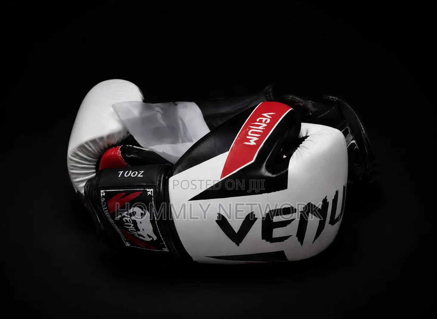 Venum Training Boxing Gloves Pair 14oz