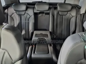 Audi Q5 2.0T Premium AWD quattro 2019 Burgundy