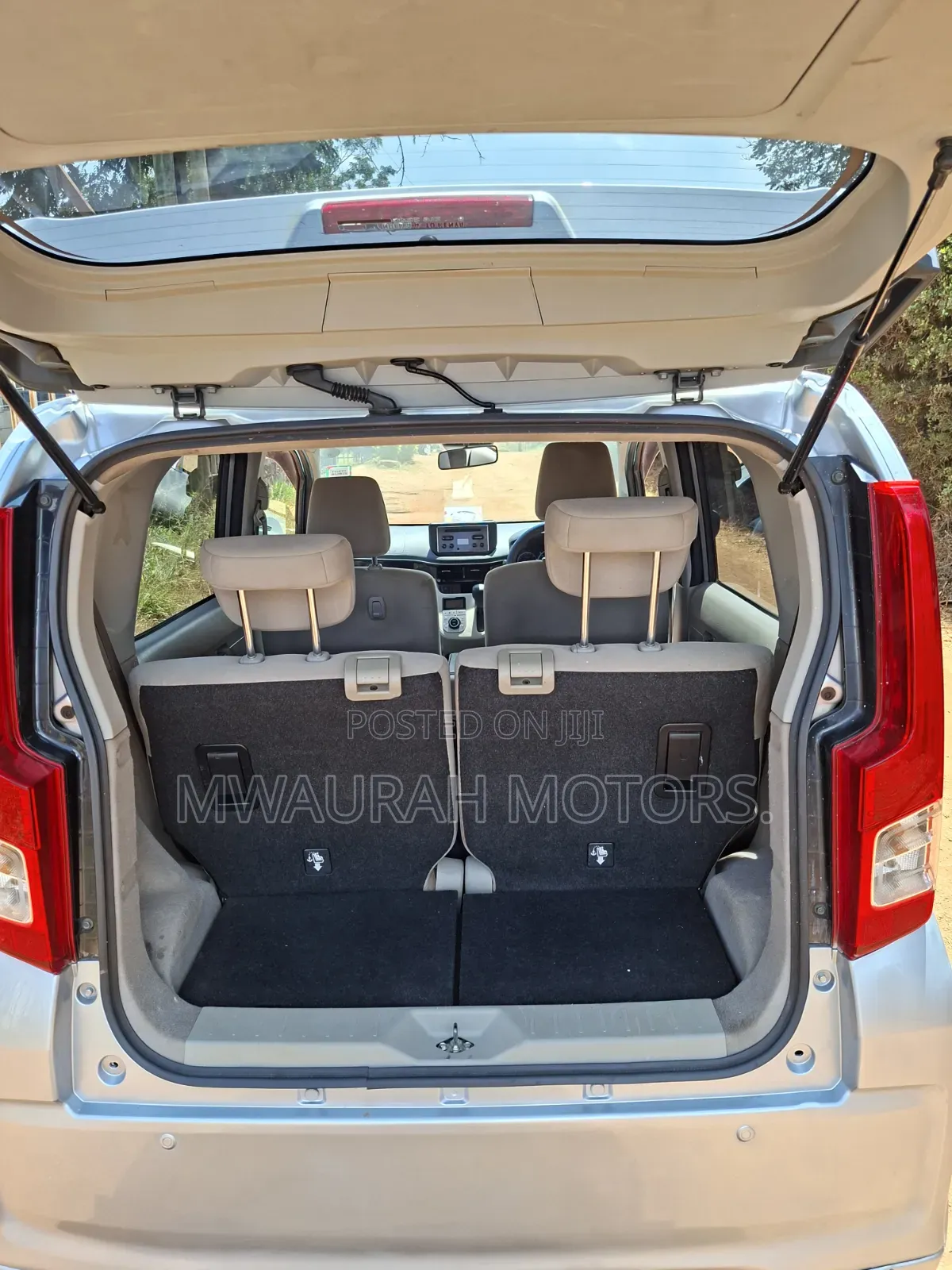 Daihatsu Move 2017 Silver