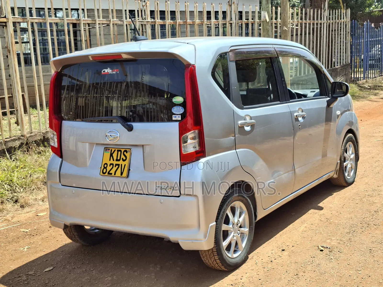 Daihatsu Move 2017 Silver