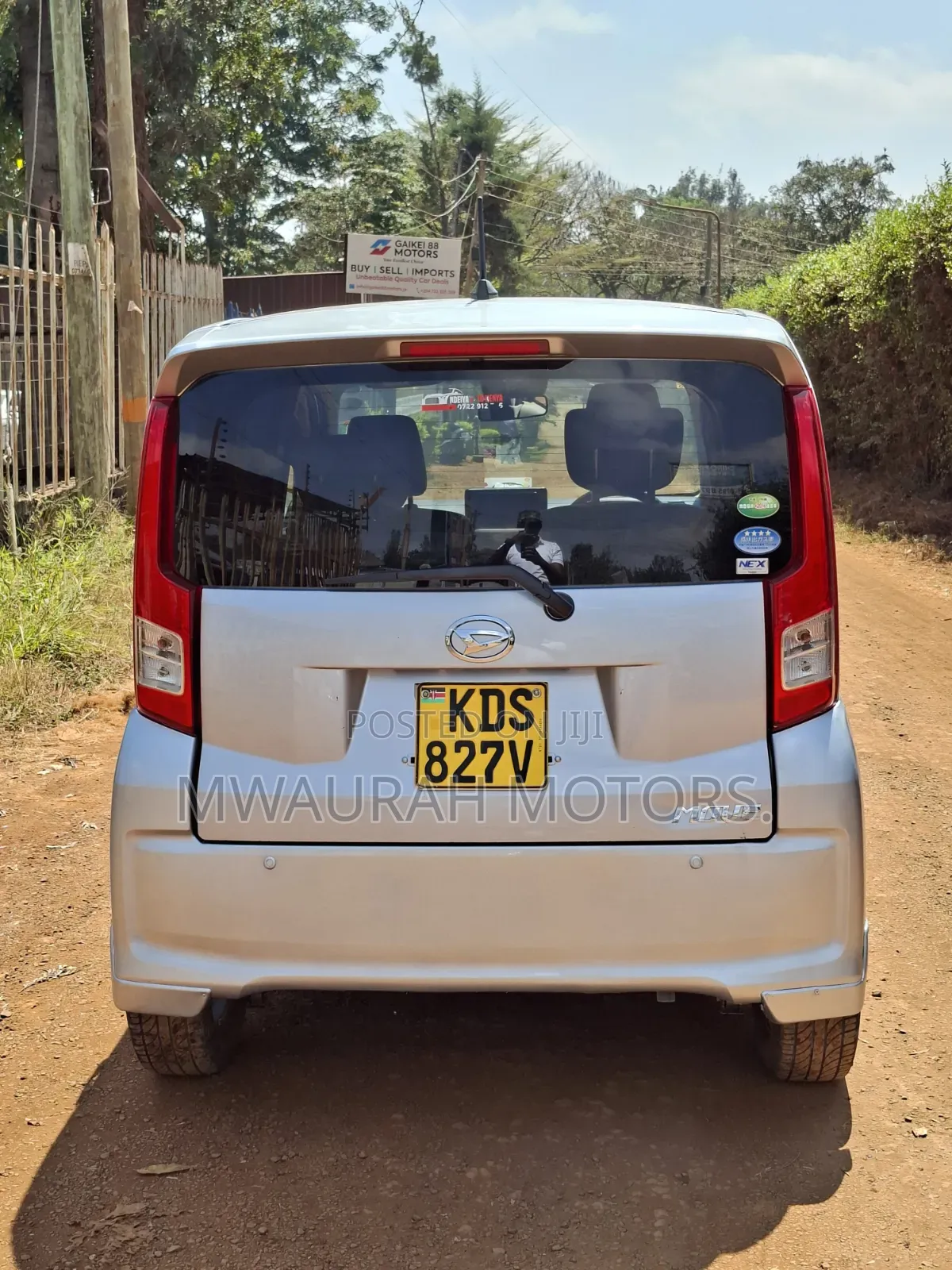 Daihatsu Move 2017 Silver