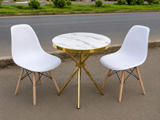Outdoor Table Round and Chair Set