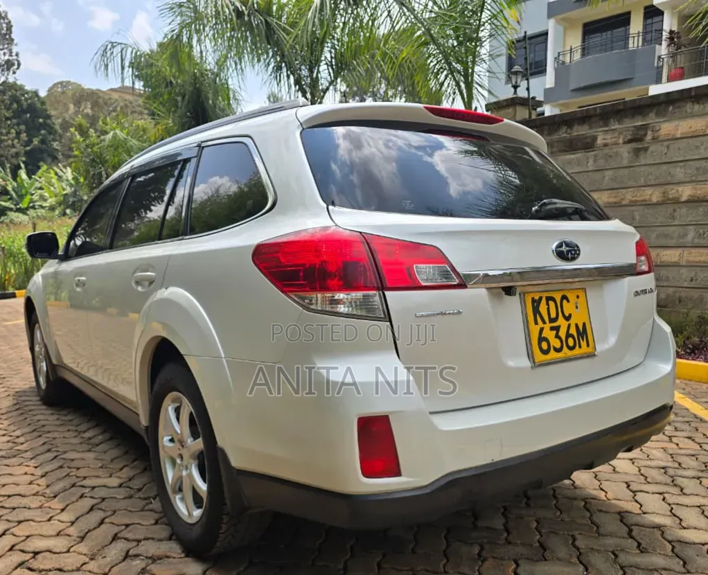 Subaru Outback 2014 Pearl