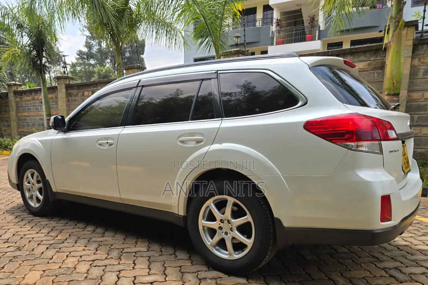 Subaru Outback 2014 Pearl