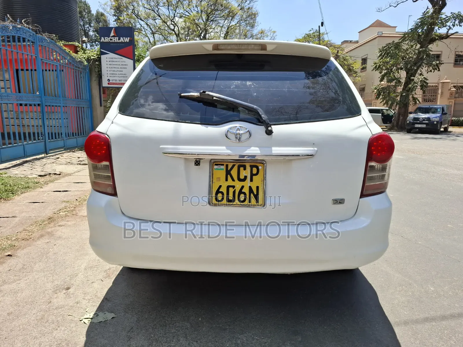 Toyota Corolla Fielder 2010 White