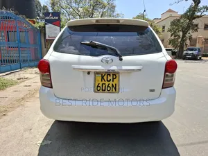 Toyota Corolla Fielder 2010 White