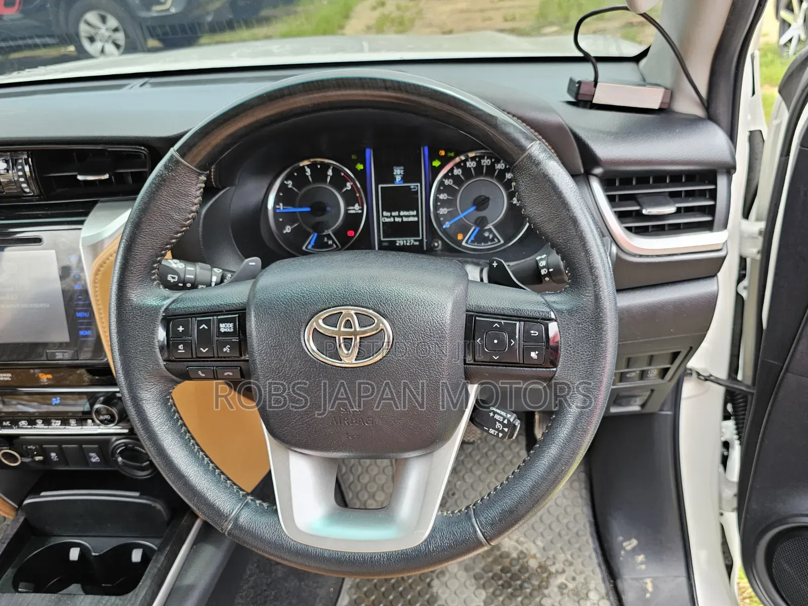 Toyota Fortuner 2019 White