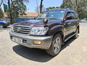 Toyota Land Cruiser 100 4.2 2006 Brown