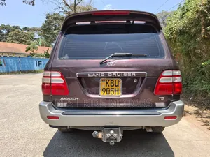 Toyota Land Cruiser 100 4.2 2006 Brown