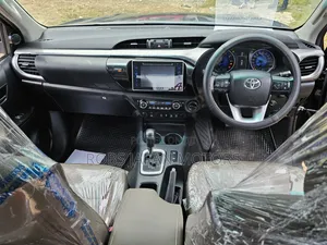 Toyota Hilux 2019 Black