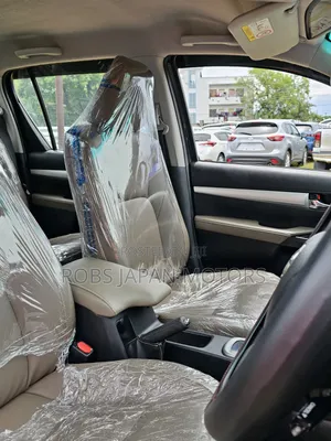 Toyota Hilux 2019 Black