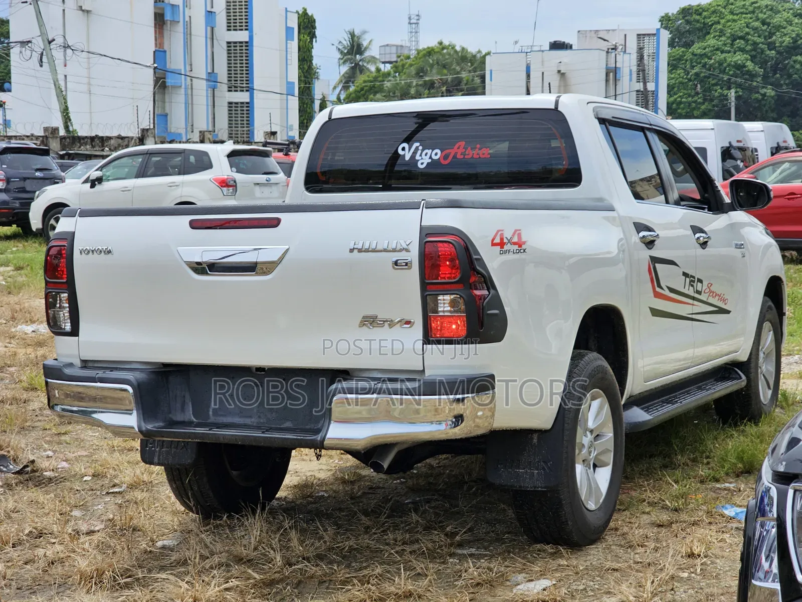 Toyota Hilux 2019 Pearl