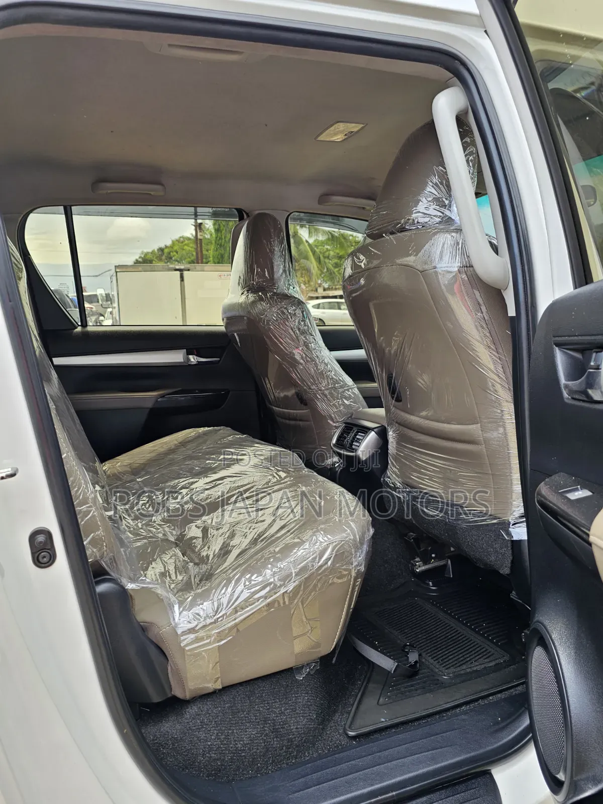 Toyota Hilux 2019 Pearl
