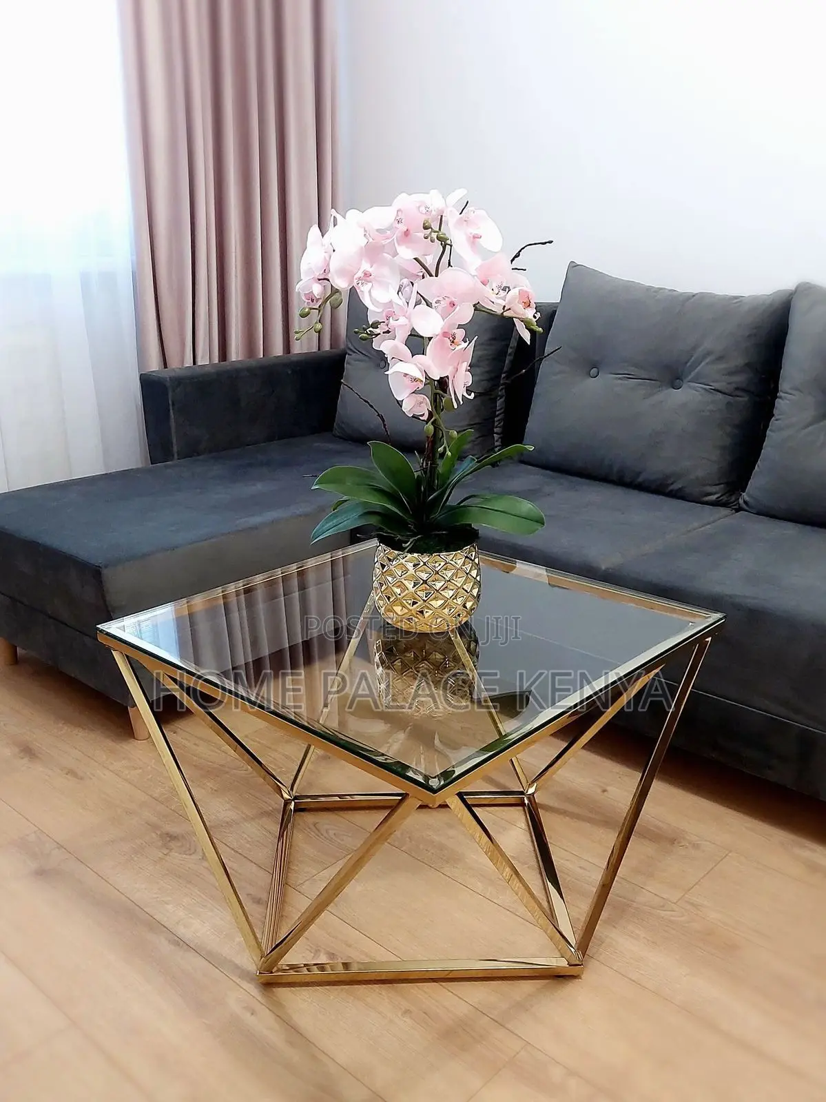 Coffee Table; Stylish Modern Center Coffee Table With Glass Top