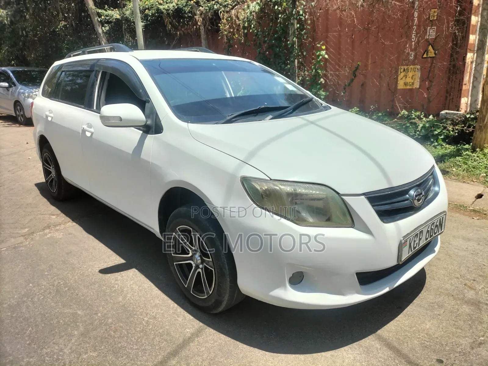 Toyota Corolla Fielder 2010 White