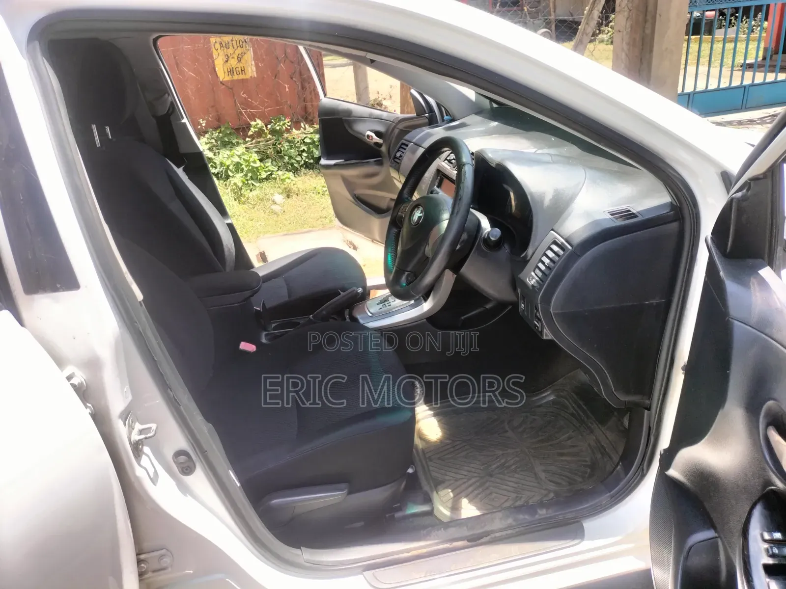 Toyota Corolla Fielder 2010 White