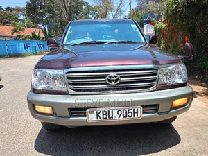 Toyota Land Cruiser 2006 Maroon