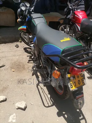 TVS HLX 125 2023 Red