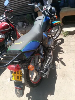 TVS HLX 125 2023 Red