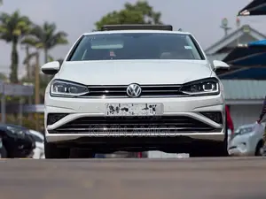 Volkswagen Golf 2019 White