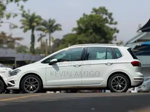 Volkswagen Golf 2019 White