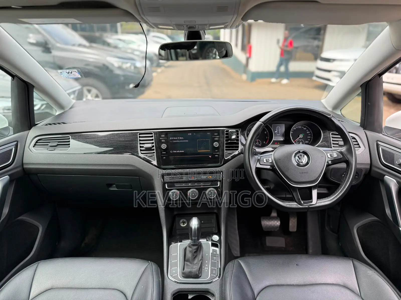 Volkswagen Golf 2019 White