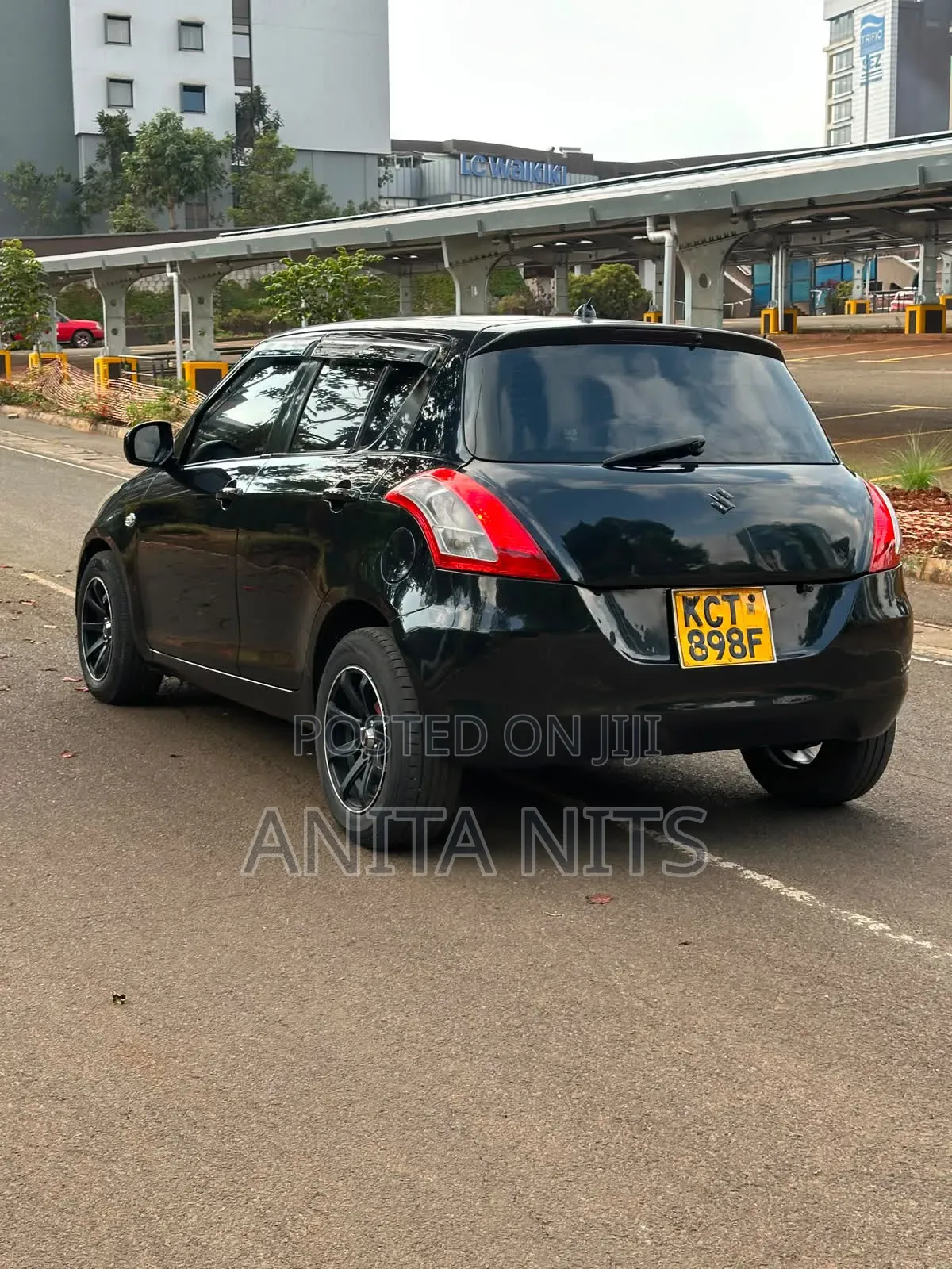 Suzuki Swift 2011 Black