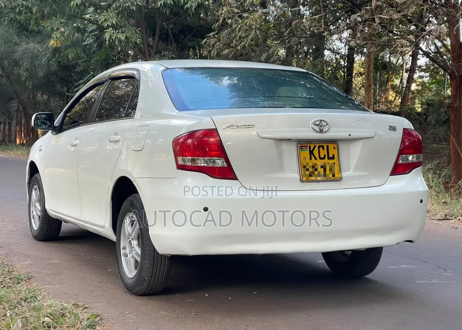 Toyota Axio 2011 White