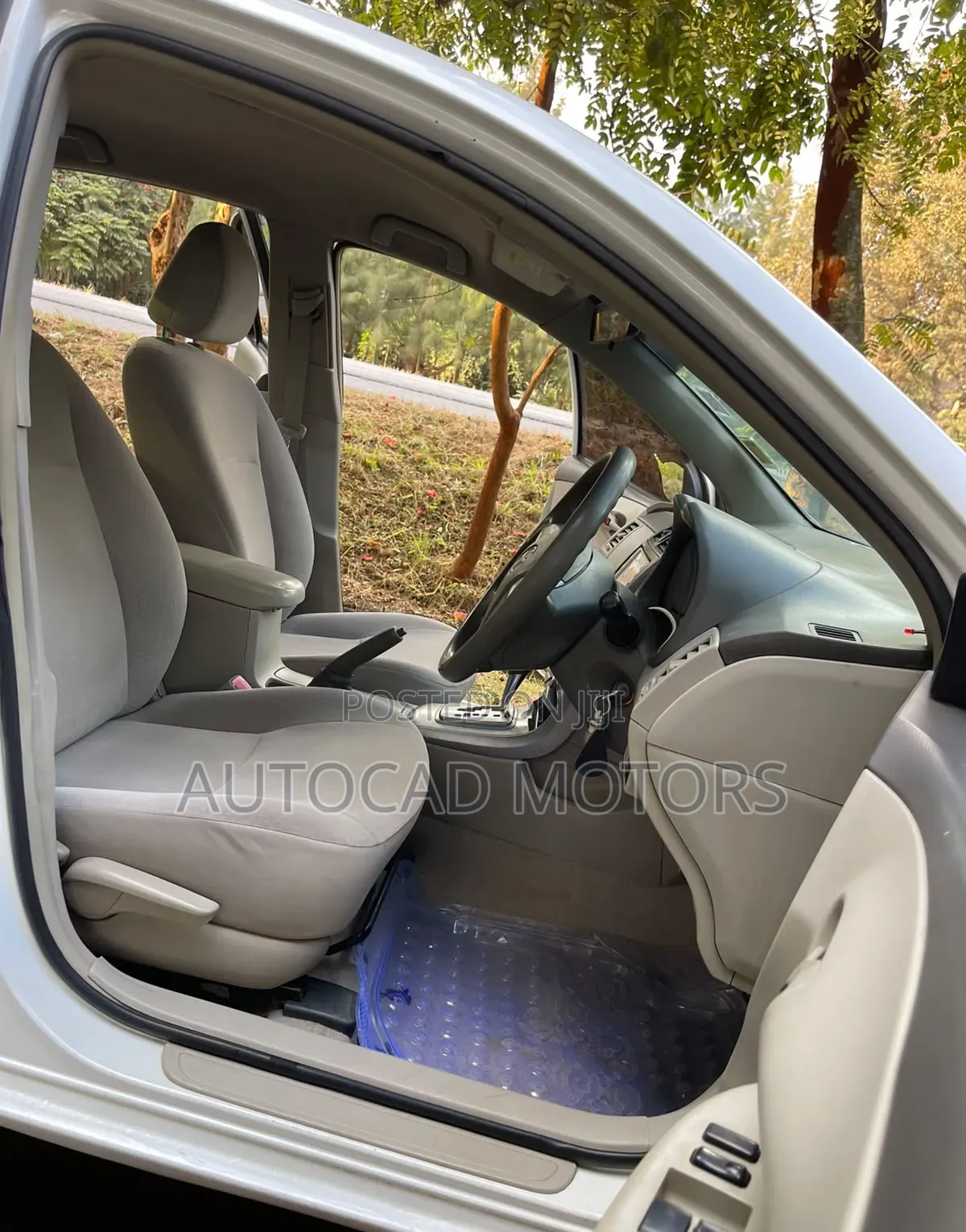 Toyota Axio 2011 White