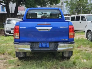 Toyota Hilux 2019 Teal