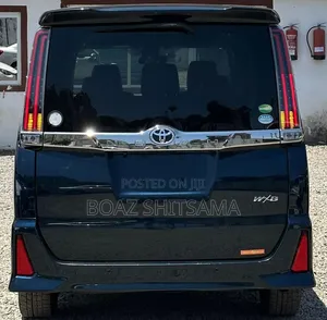Toyota Noah 2020 Black