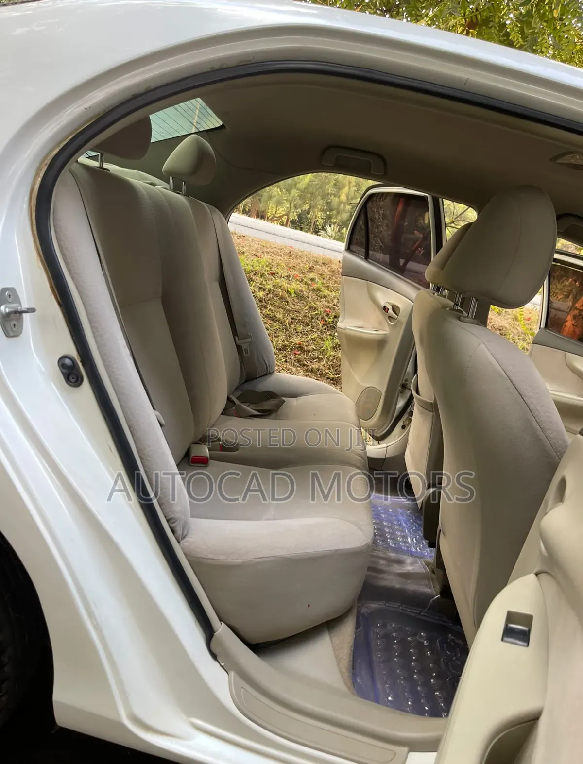 Toyota Axio 2011 White