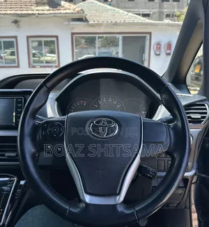 Toyota Noah 2020 Black