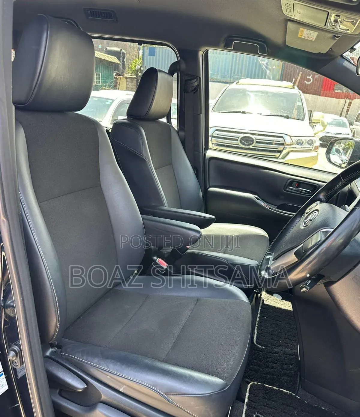 Toyota Noah 2020 Black