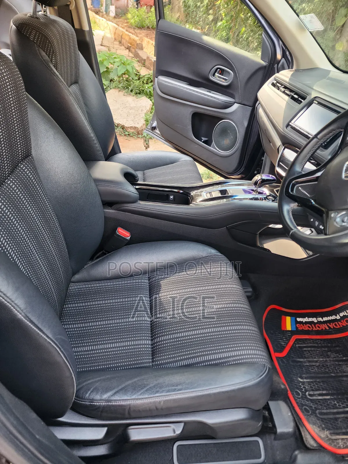Honda Vezel 2017 Black