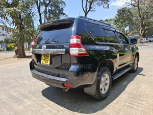 Toyota Land Cruiser Prado 2.8 D-4D 2015 Black