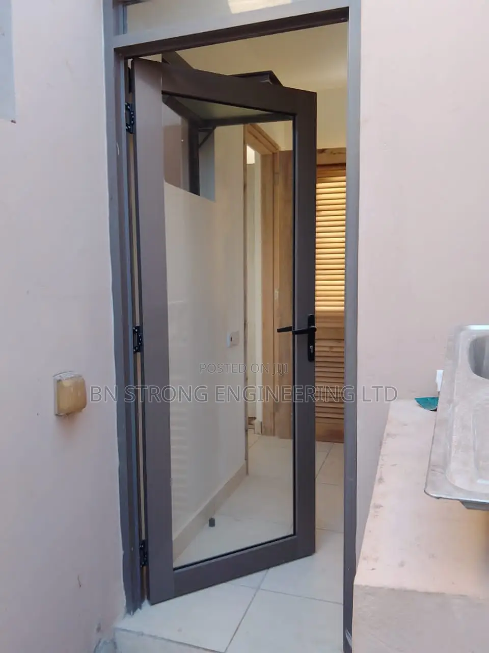 Aluminium Swing Doors