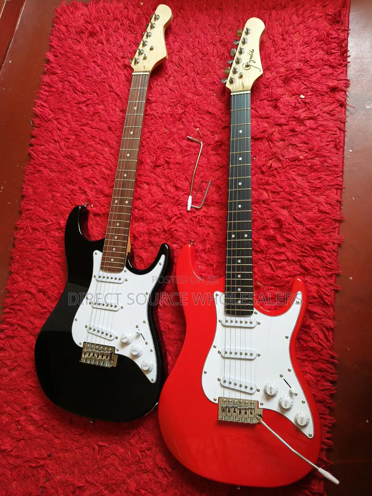 Strat Style Electric Guitar – Ideal for Beginners & Pros