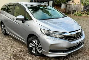 Honda Shuttle 2020 Silver