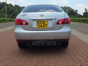 Nissan Bluebird 2011 Silver