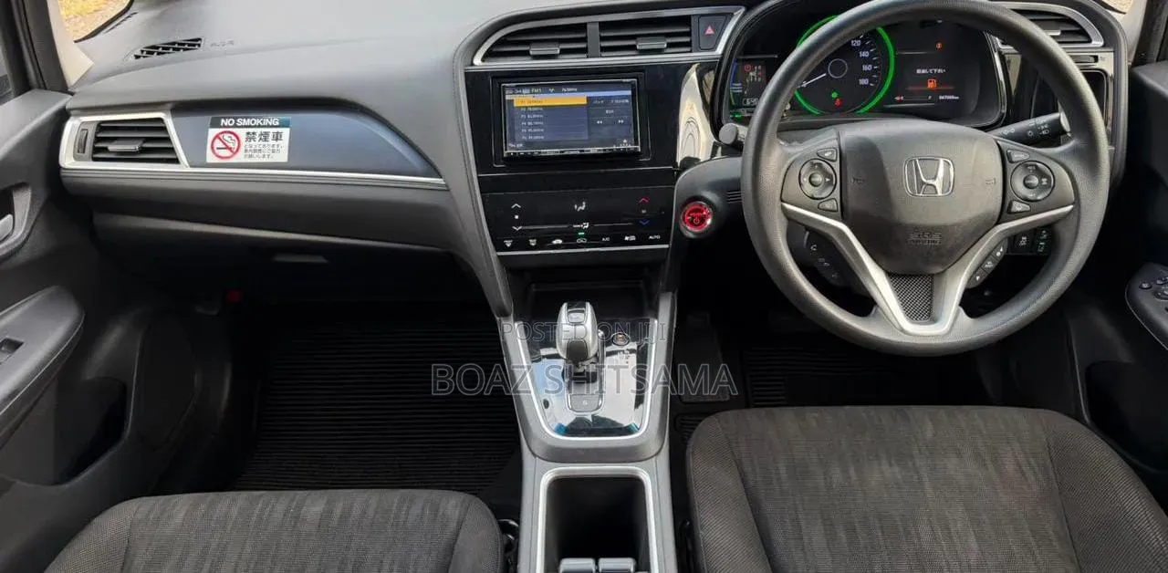 Honda Shuttle 2020 Silver