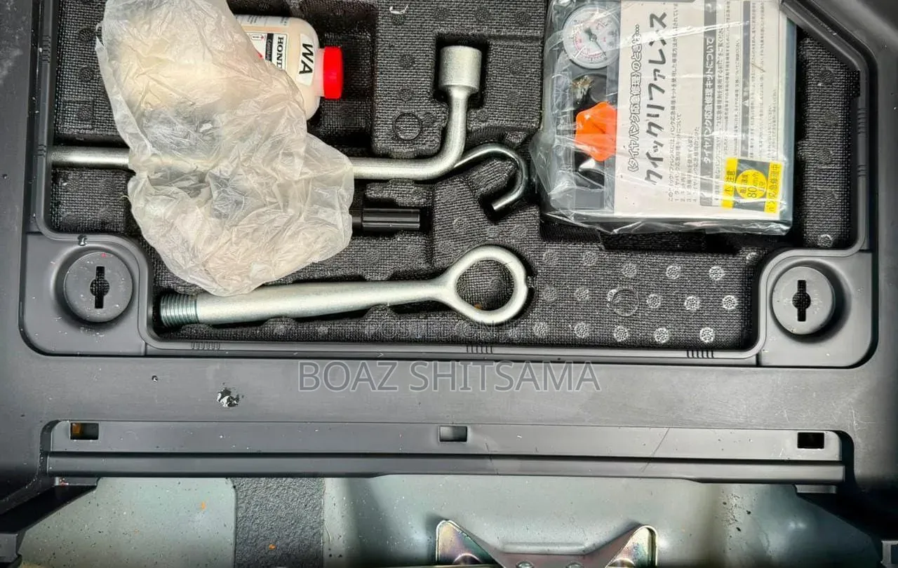 Honda Shuttle 2020 Silver