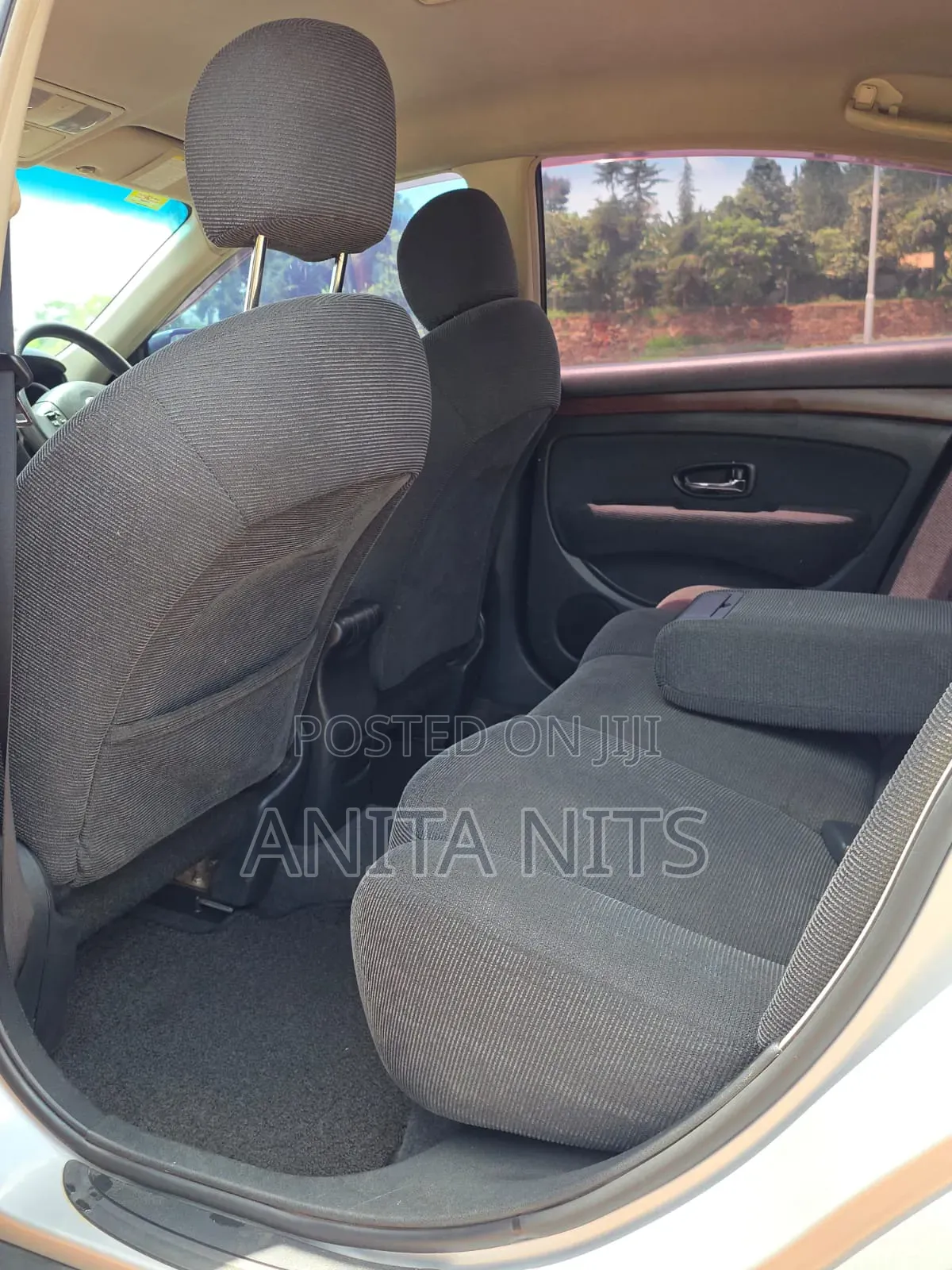 Nissan Bluebird 2011 Silver