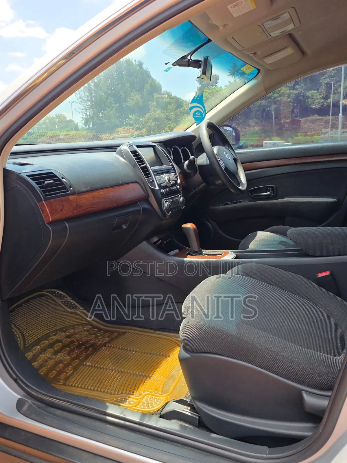 Nissan Bluebird 2011 Silver