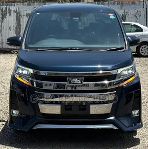 Toyota Noah 2020 Blue