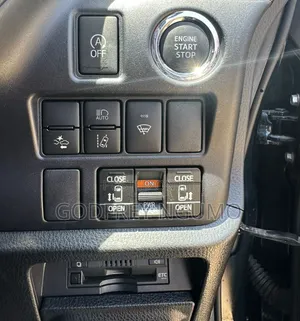 Toyota Noah 2020 Blue