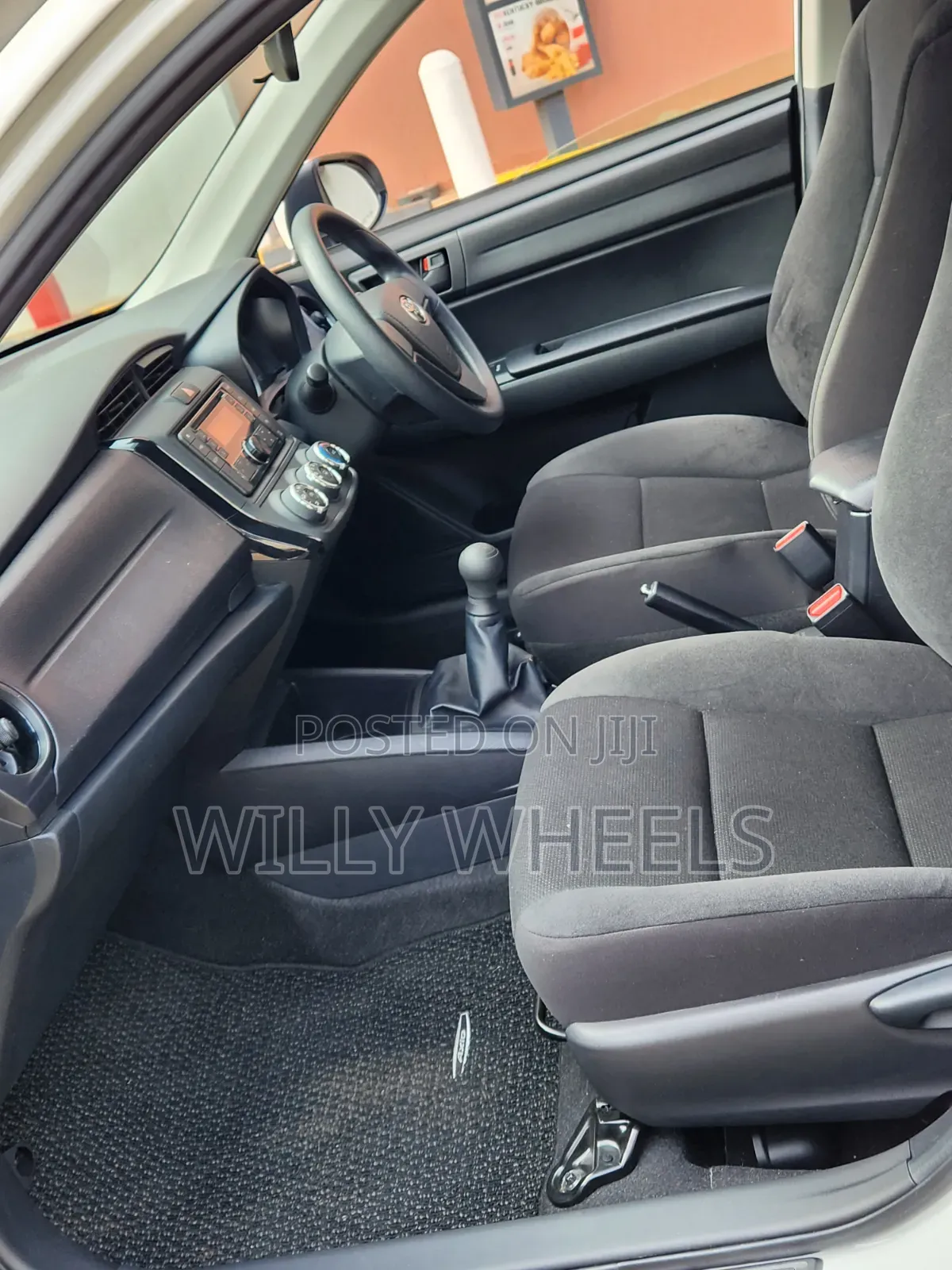 Toyota Axio 2018 White