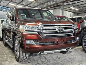 Toyota Land Cruiser 2019 Brown