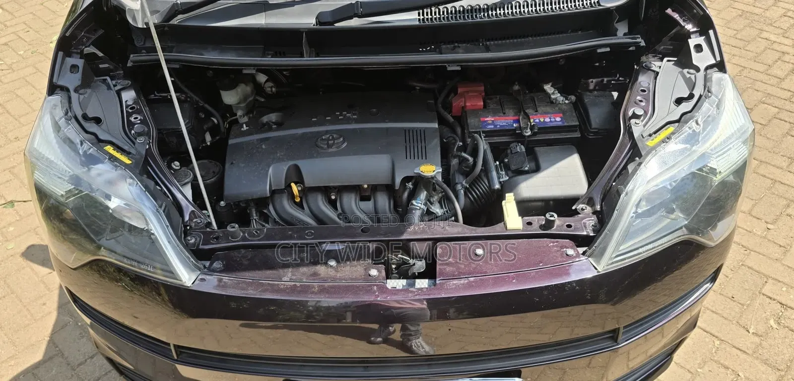 Toyota Spade 2015 Maroon