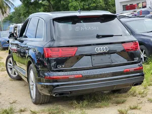Audi Q7 2018 Black
